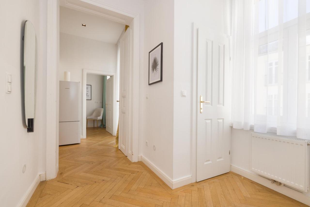 Rafael Kaiser - Premium Apartments - Contactless Check-In *